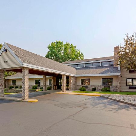 Quality Inn Oshkosh Exterior photo