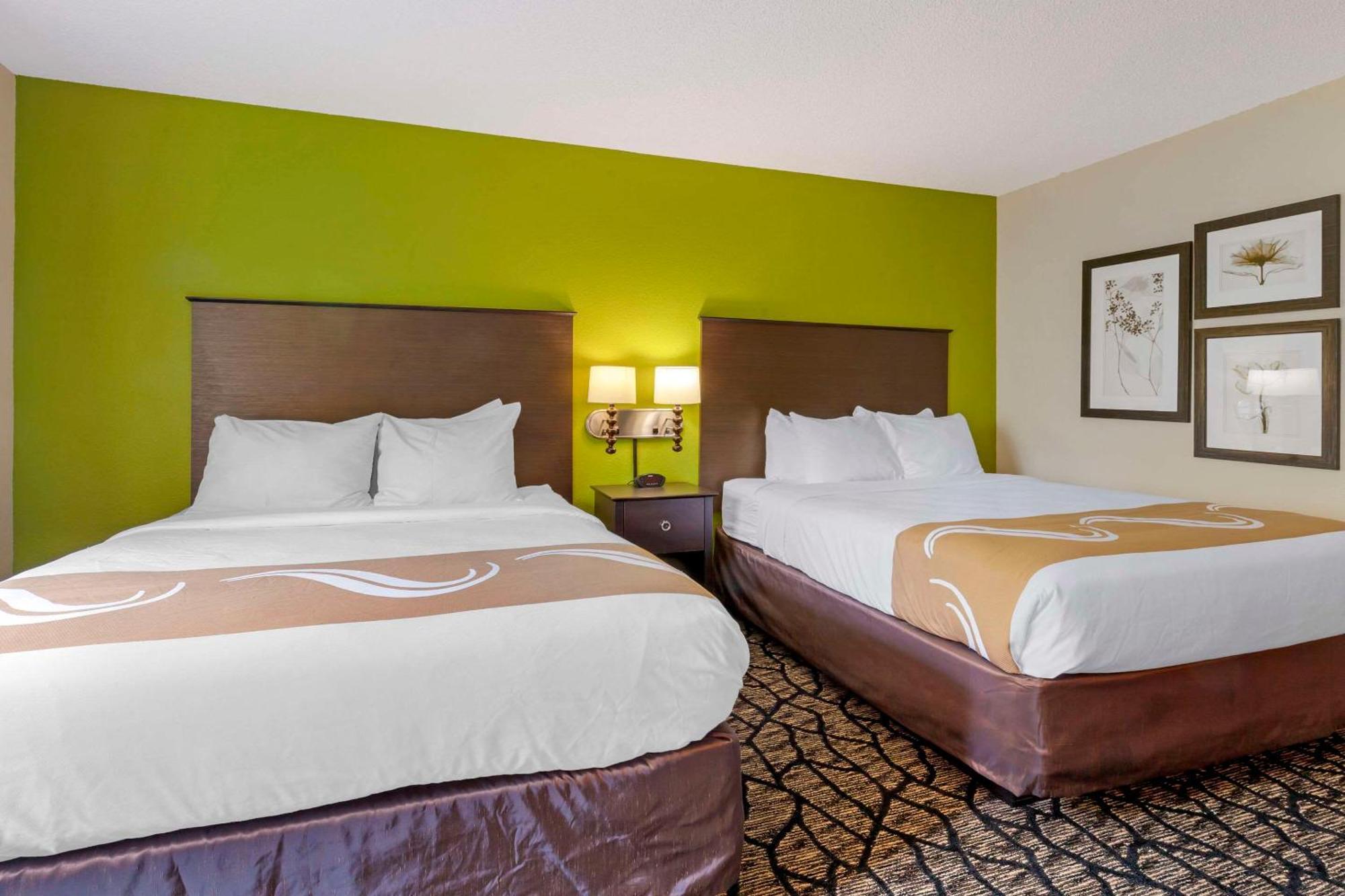 Quality Inn Oshkosh Exterior photo
