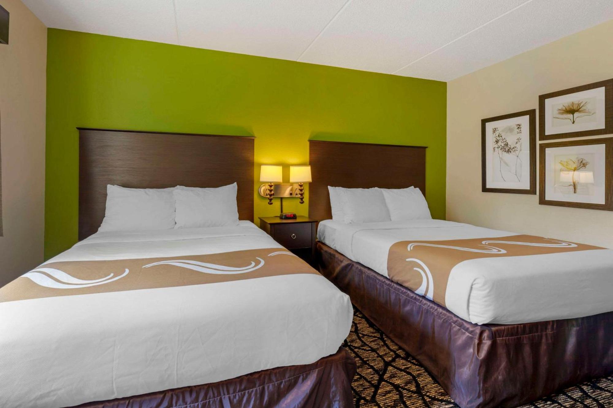 Quality Inn Oshkosh Exterior photo