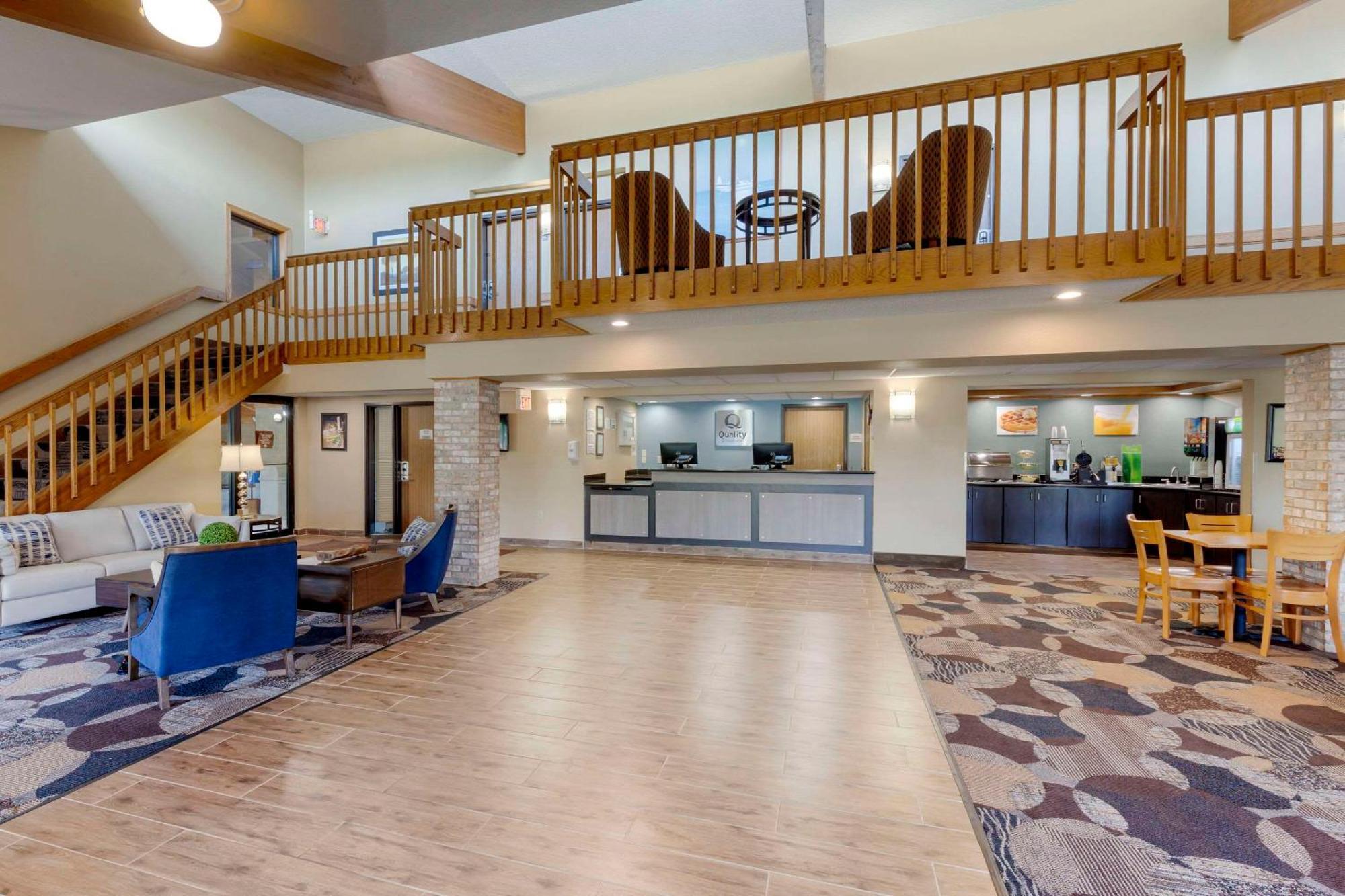 Quality Inn Oshkosh Exterior photo